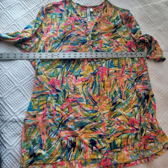 Colorful Button-Up Tunic - Picture 8 of 12